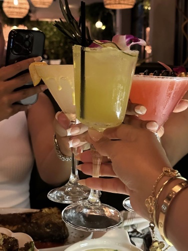 drinks w the girls