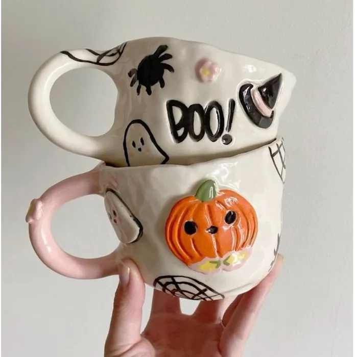 spooky mugs 👻☕