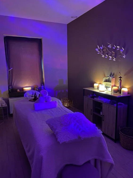 90-Minute Massage 🧖🏽‍♀️🫧