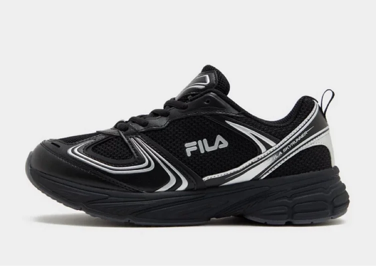 New Black Sneakers👟