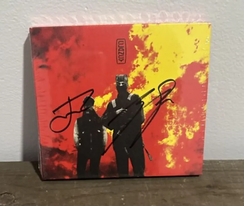 TwentyOnePilots Signed CD Fund