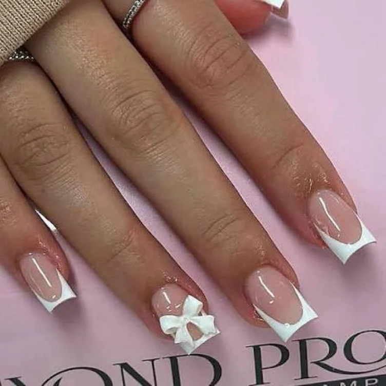 Nails fund