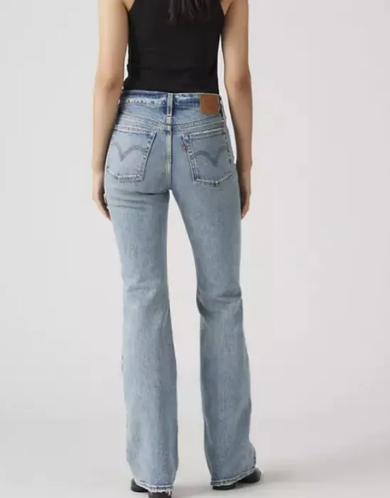 Levis Boot Cut Jeans