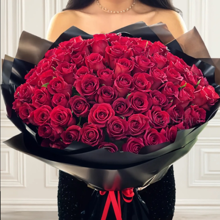 100 roses delivery