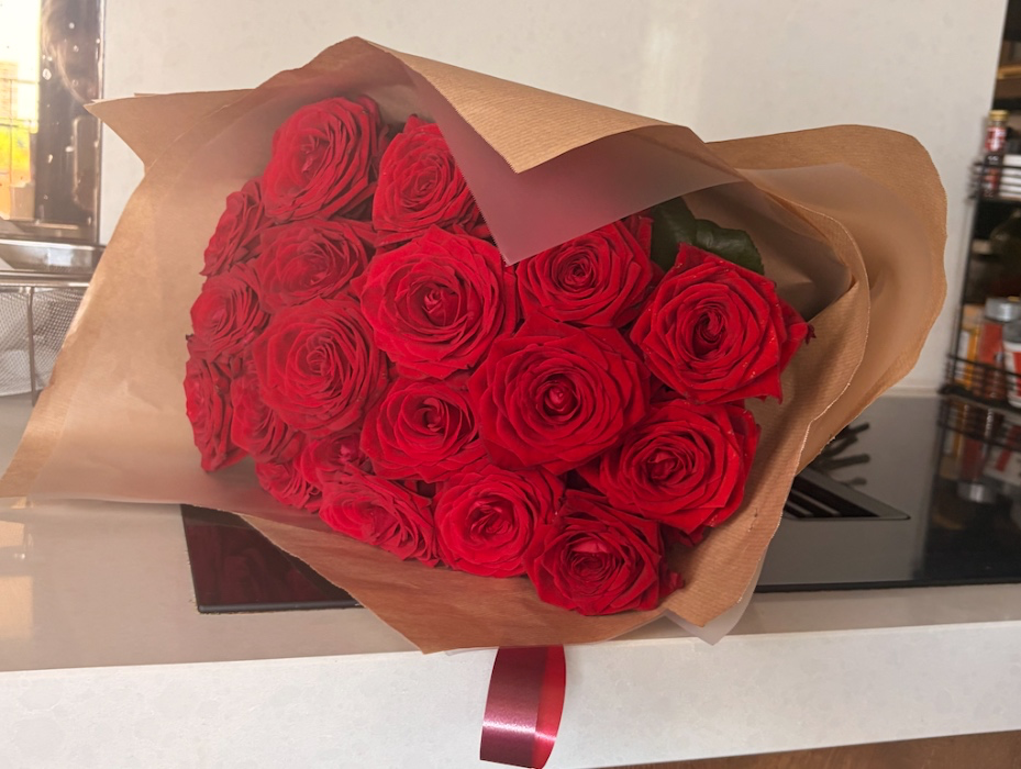 20 Roses Delivery