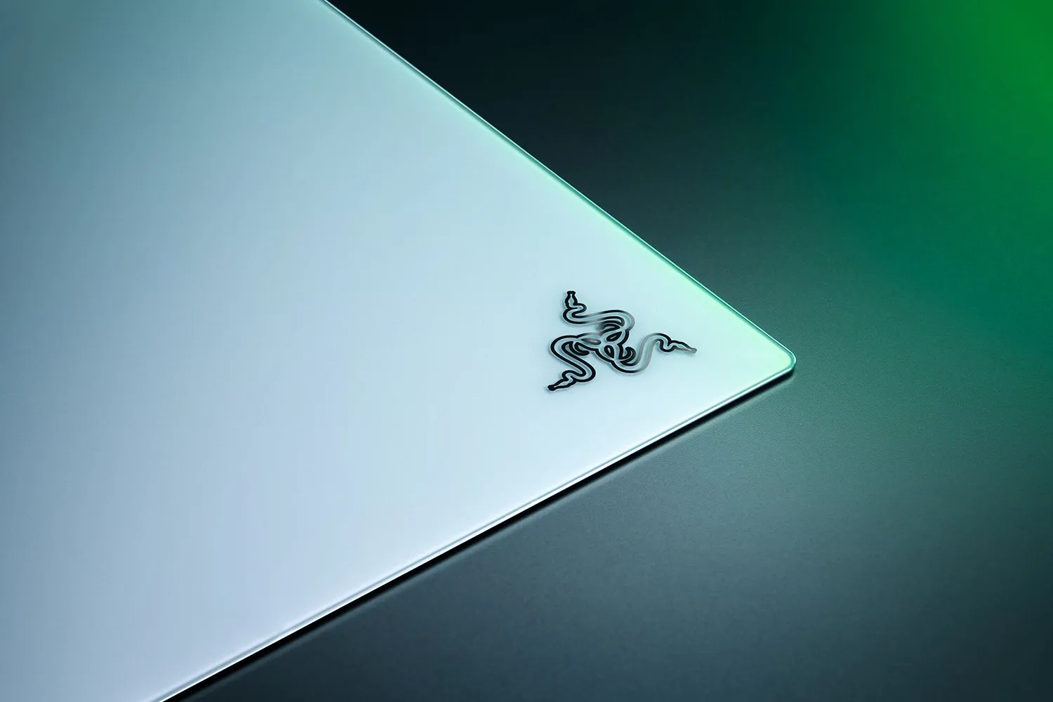 Buy Razer Atlas Pro - White | Gaming Mouse Mats | Razer.com