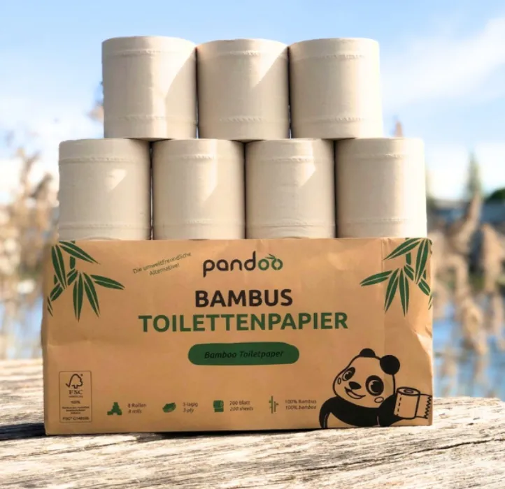 Papier toaletowy, biały jak miś polarny, który jeszcze nie jest brunatny!