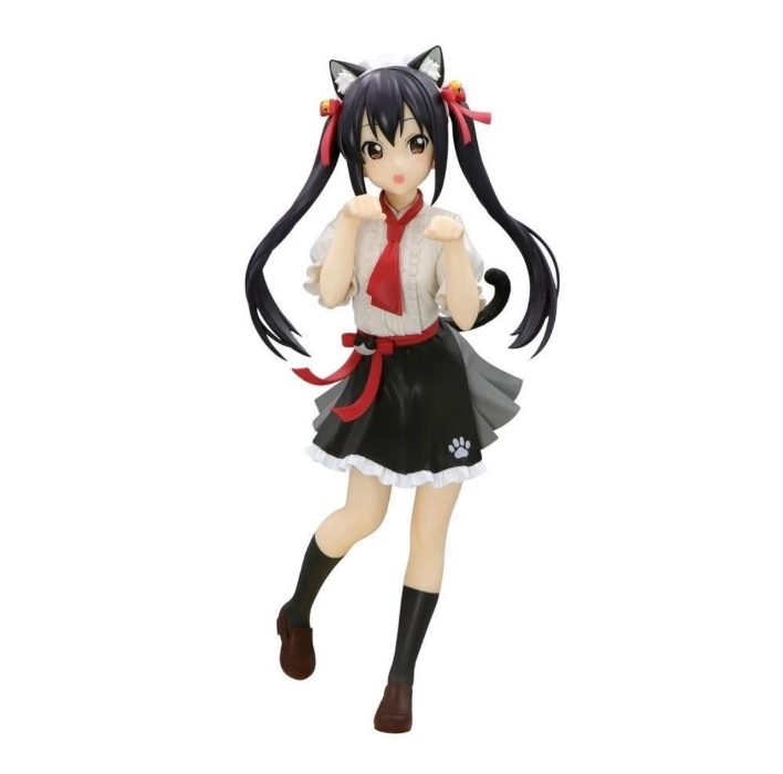 azusa figure ︎︎♡