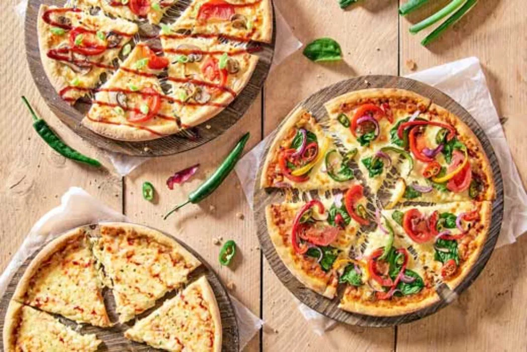     Pizza day!! Comamos juntos en stream especial 12 horas!!**