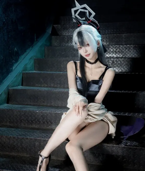 Kayoko Onikata - Blue Archive Cosplay