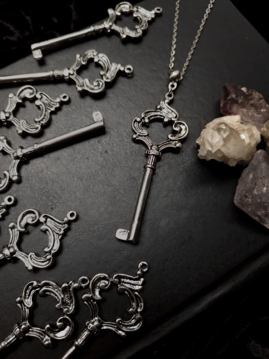 Amuleto Chave Vintage 