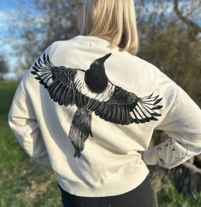 Size XL – Sand Color V-neck Sweatshirt with Soaring Magpie – THE NASTY NATURALIST