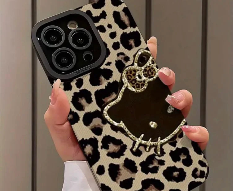 Funda de Teléfono de Cuero Sintético con Estampado de Leopardo de Lujo Licenciada por Sanrio Hello Kitty