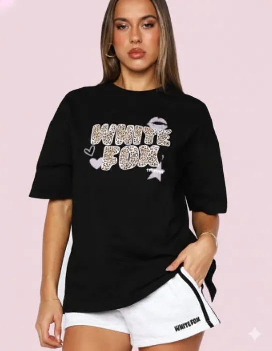 11th Street She's So Lucky Oversized Tee Licorice | S/M