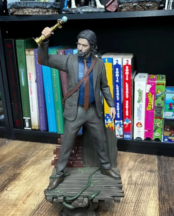 Alan Wake 2 Statue