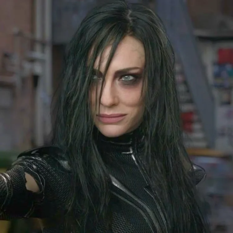 Hela Costume