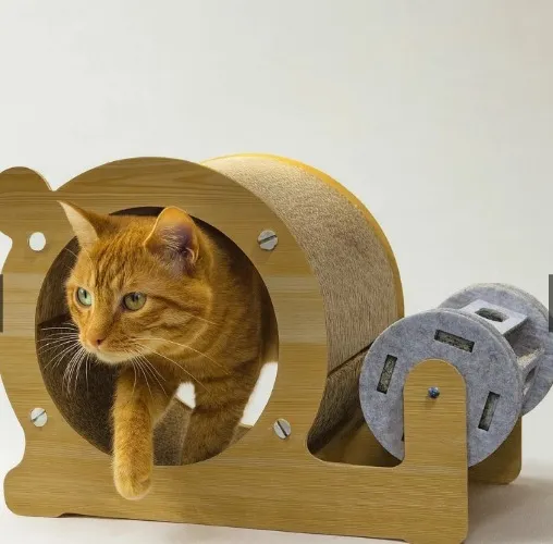 Cat Scratching Tunnel