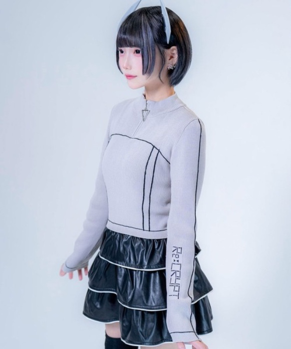 Re: Crypt knit sweater 