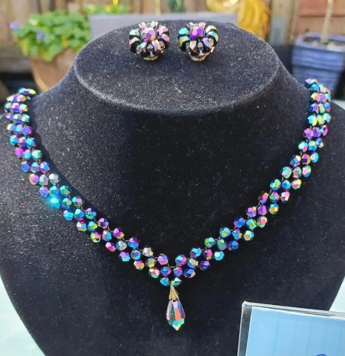 1950s Vintage Necklace