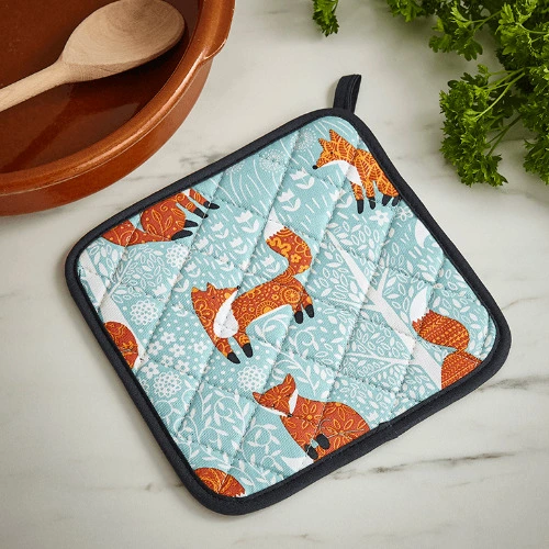 Ulster Weavers Foraging Fox pot mat