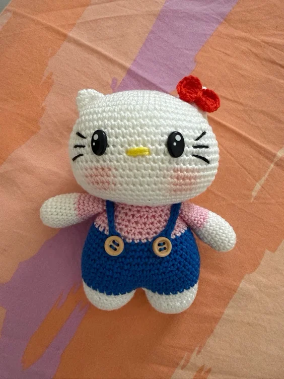 Hello kitty handmade 😭