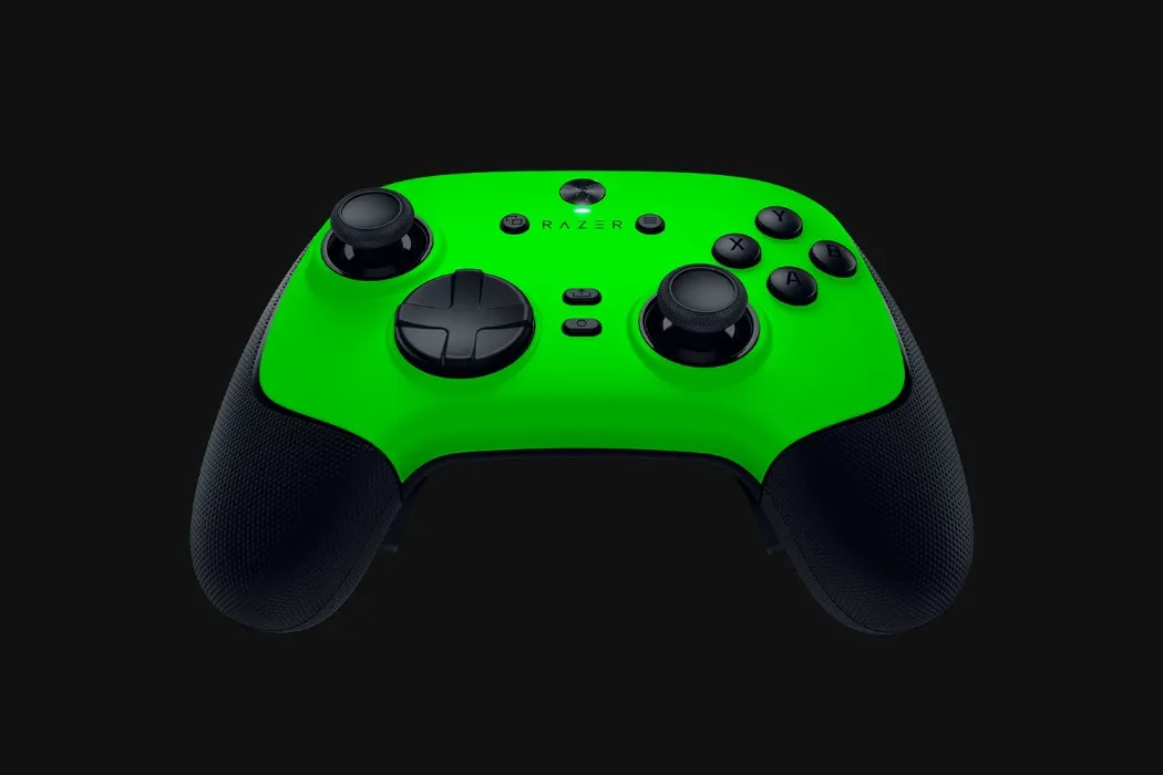 Buy Razer Wolverine V3 Pro 8K PC - Esports Green Edition | Console Controllers | Razer.com