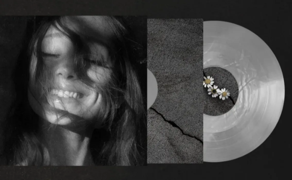 Petal - Ariana Grande (vinyl)