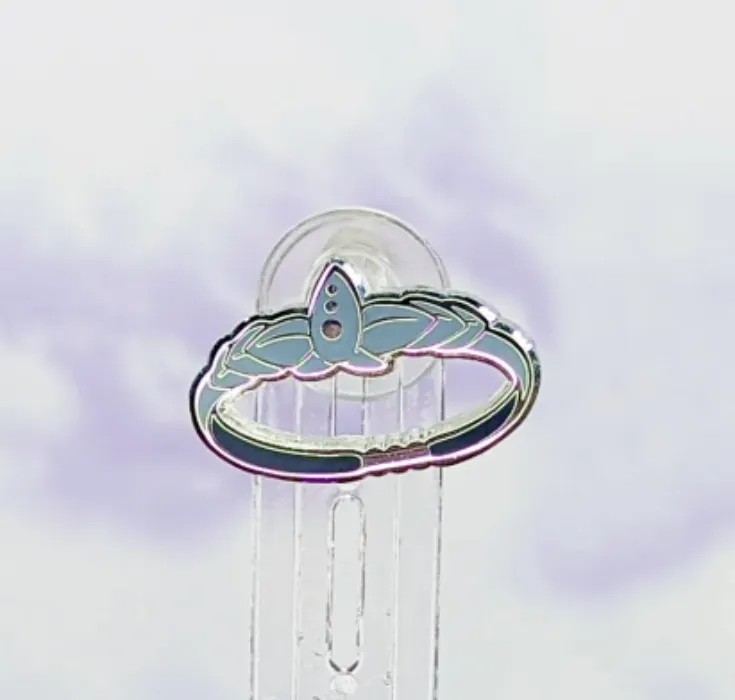 Mirror Lotus Ring Pin