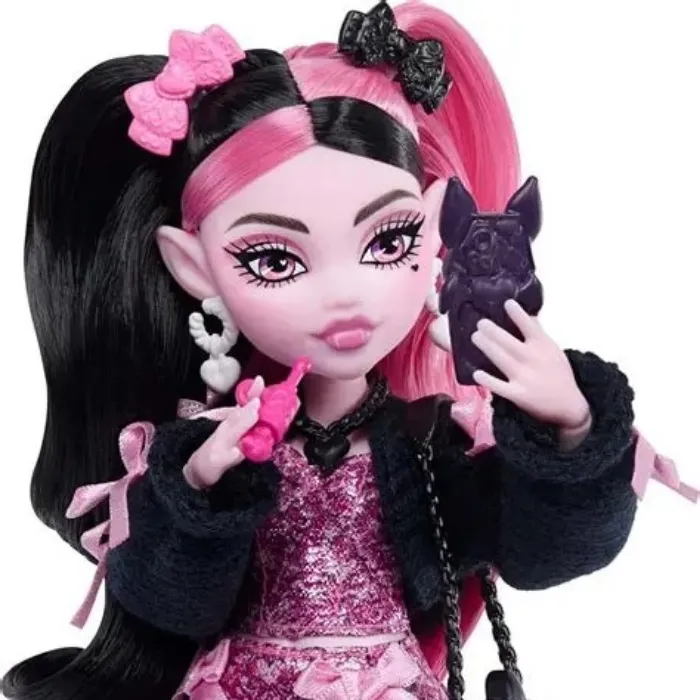 Draculaura core refresh 2
