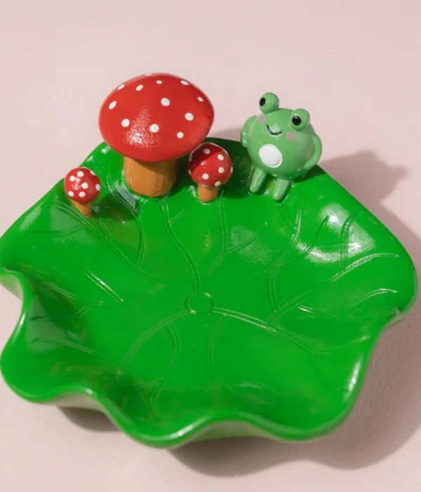 FROG LILY PAD ASHTRAY | Default Title