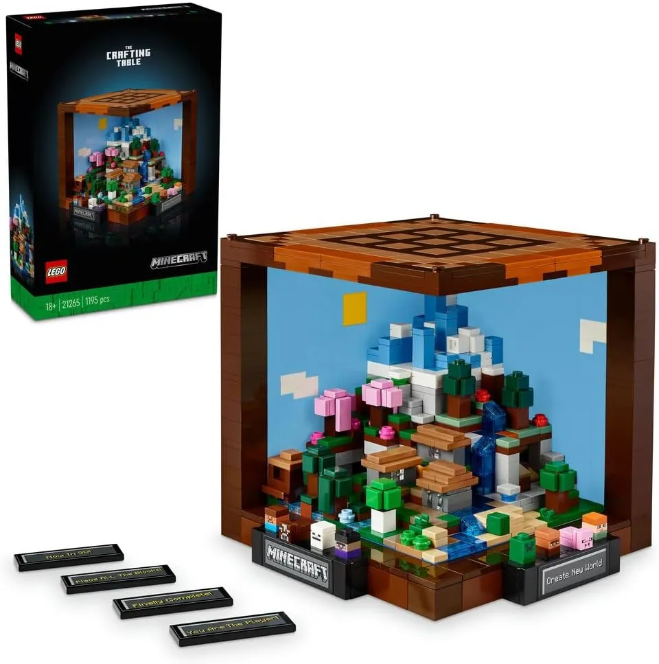 LEGO Minecraft The Crafting Table Model Kit