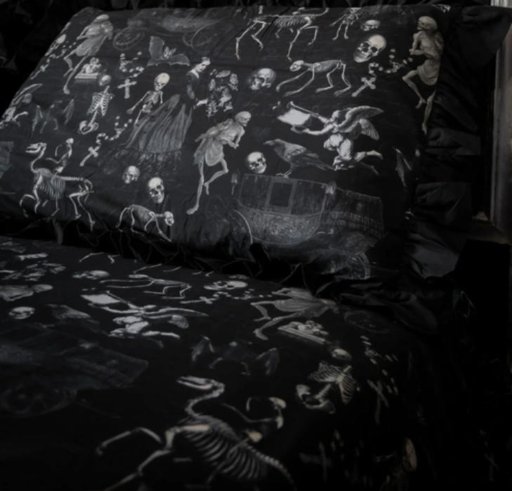 Melancholia Ruffle Bedding Set