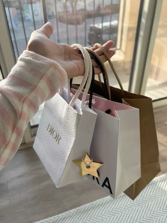 ⋆.𐙚 ̊bday shopping spree!