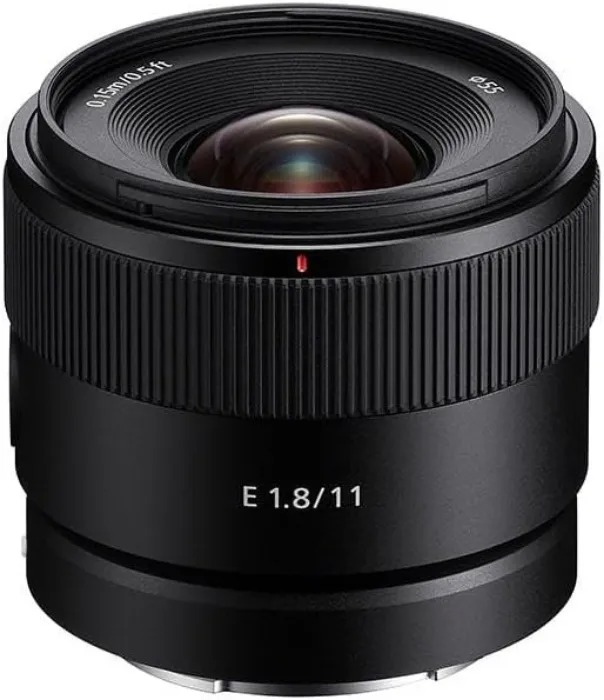 Sony 11mm f/1.8 Ultra-Wide E-Mount Prime Lens for APS-C Mirrorless Cameras – Ideal for Vlogging, Architecture, and Landscape, Black