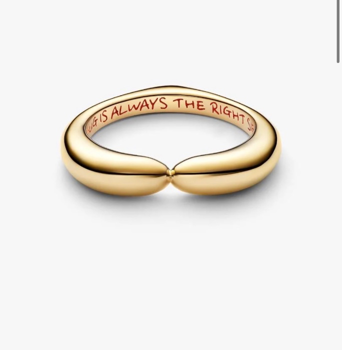 Disney Pandora Winnie the Pooh hug ring 