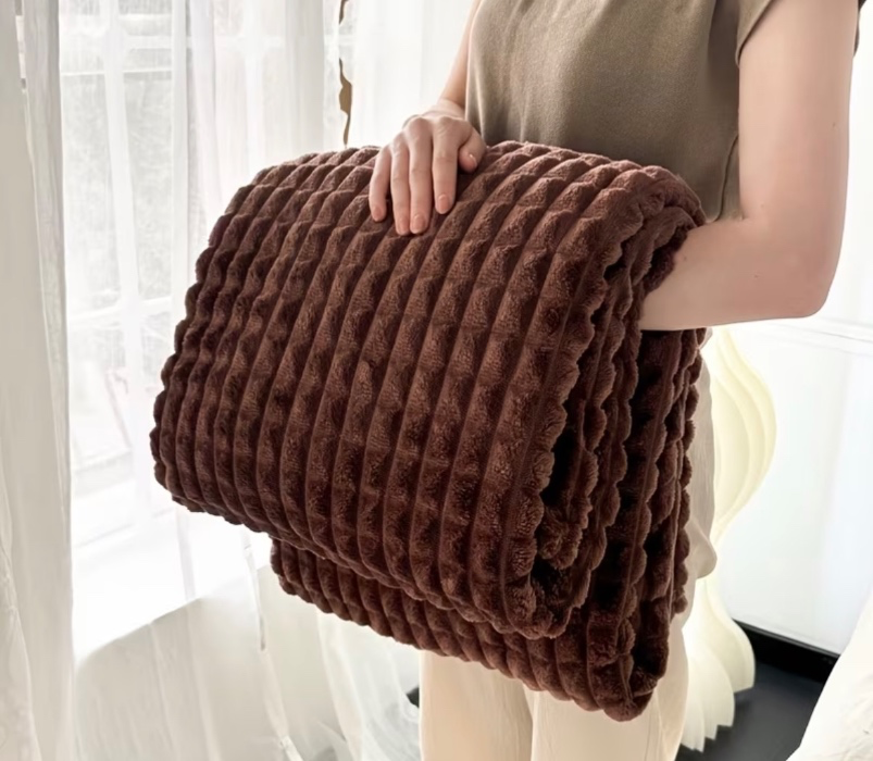  Coffee colored autumn blanket 200*230