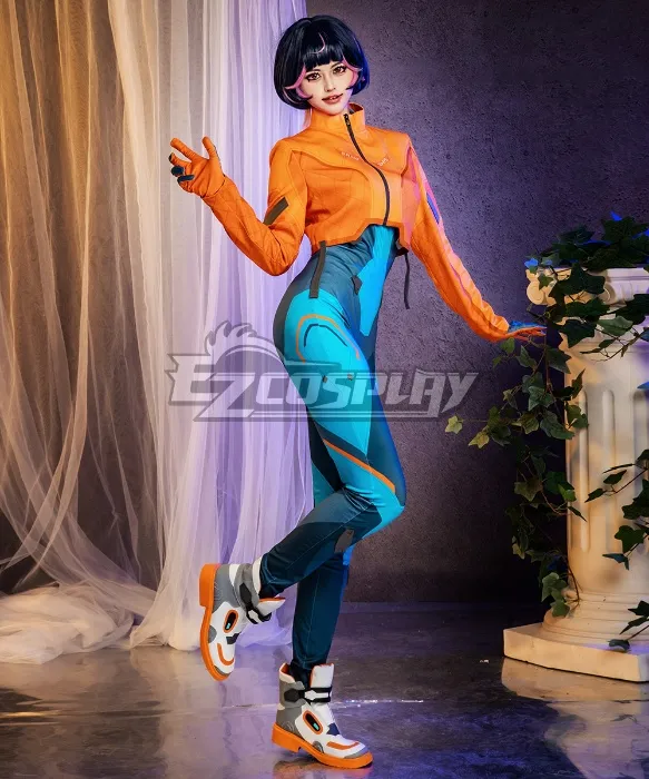 Juno Cosplay