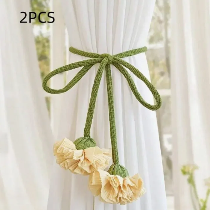 Flower tie for curtain