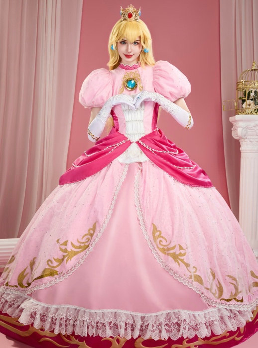 Princess Peach Cosplay