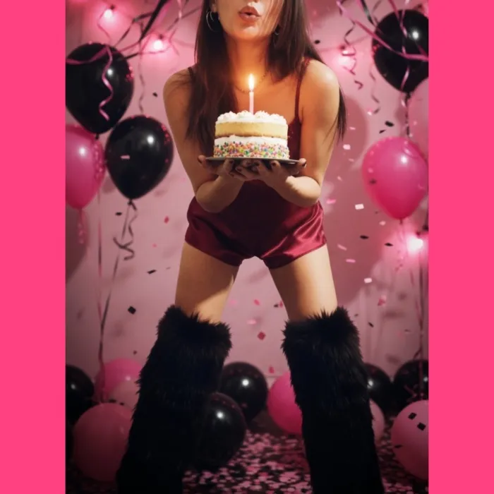 Birthday Gif 🎈👑