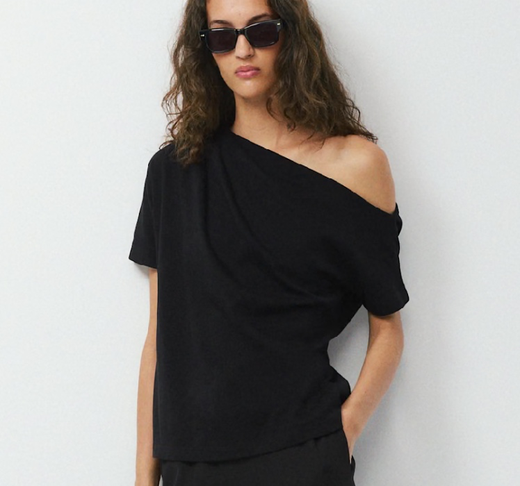 Off-Shoulder Shirt