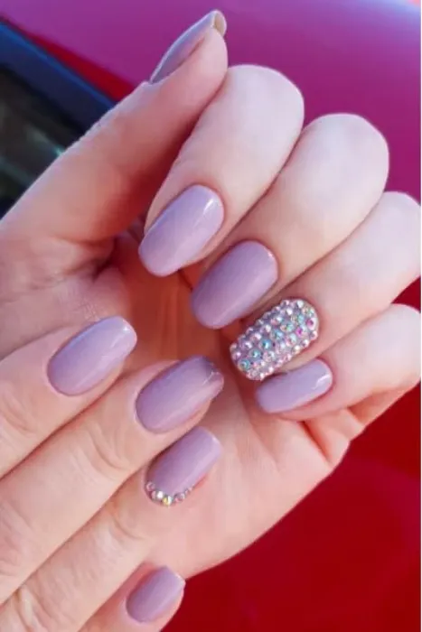 Nails 