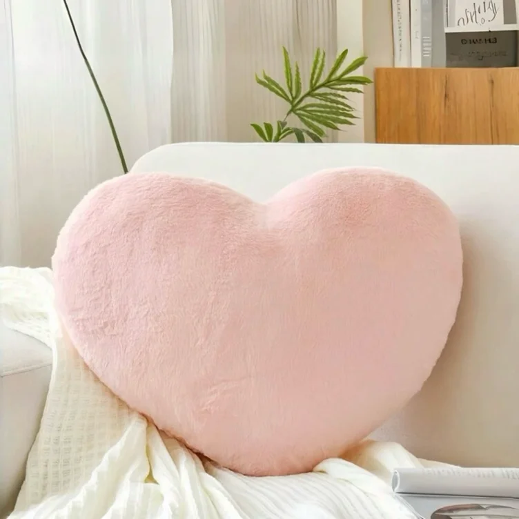 pink heart pillow .ᐟ.ᐟ