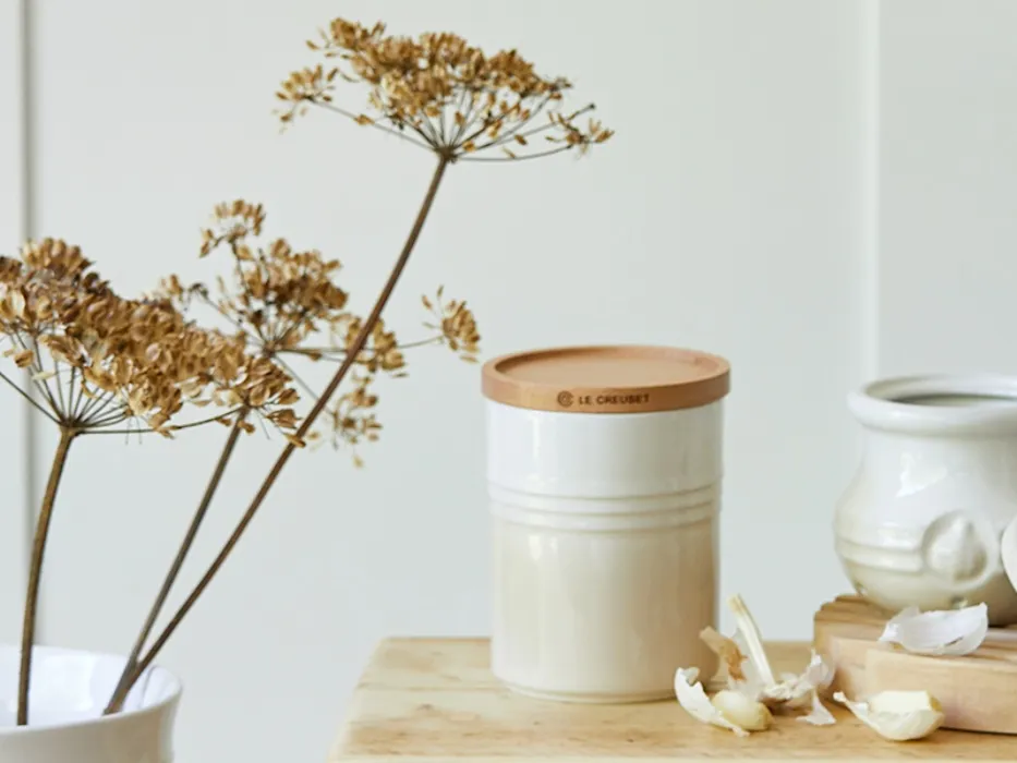 Le Creuset Medium Pottery Storage Jar with Wooden Lid Pottery