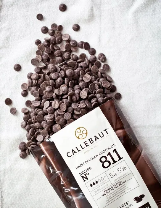 CALLEBAUT N 811 Belgian Dark Chocolate 54,5% - Weight 5.5lbs