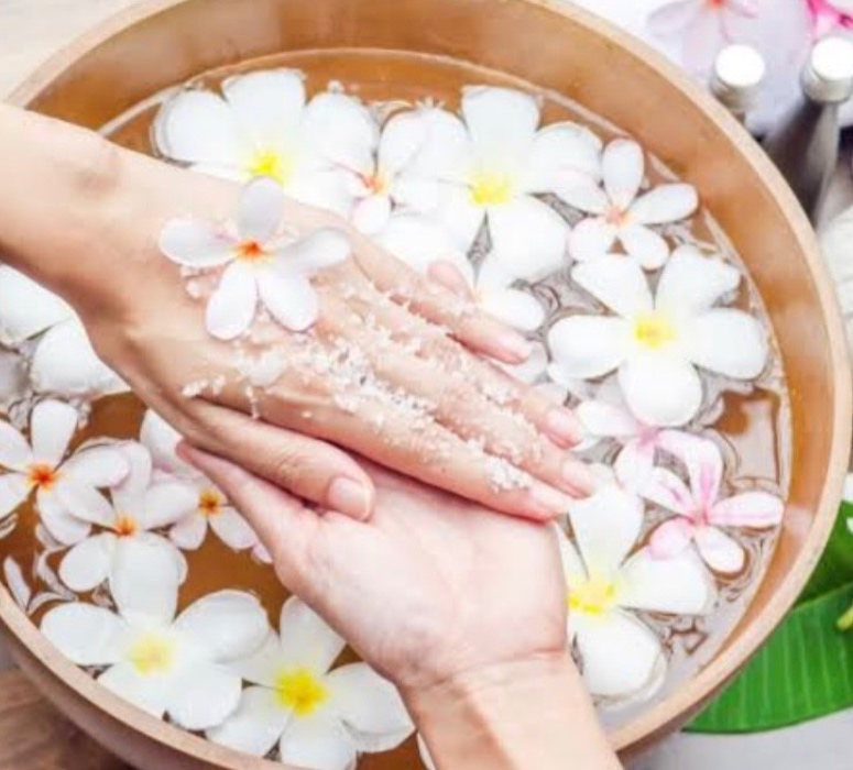 Hand treatment 