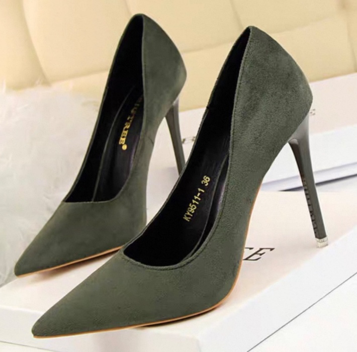 👠