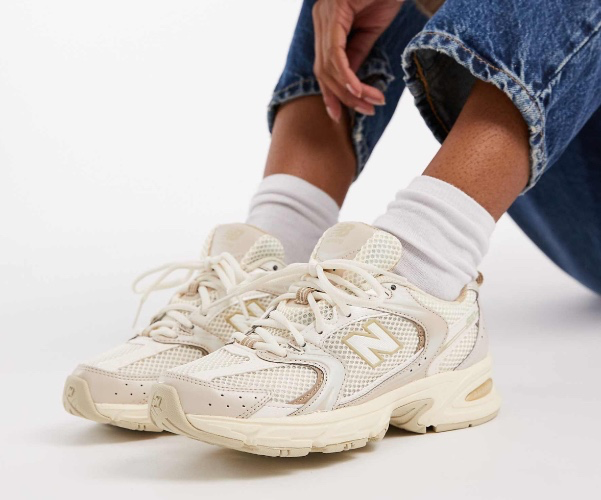 New Balance 530 trainers in oatmeal
