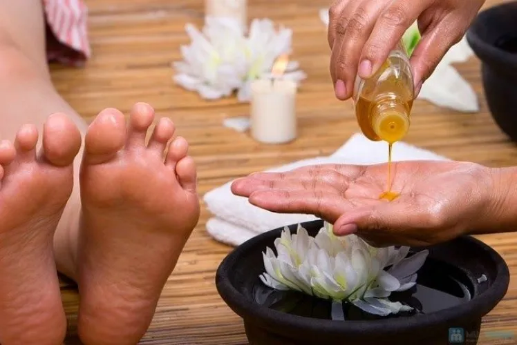 Foot oil