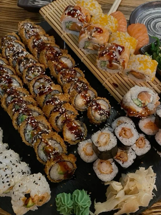Sushi  👑🍣